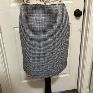 Petite sophisticate tweed skirt - size 4, blue, black and tan.